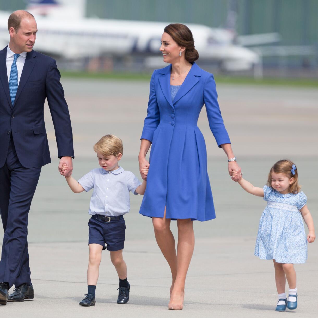 Kate Middleton Spotted at Heathrow Airport Ahead of Family Vacation - Dress  Like A Duchess