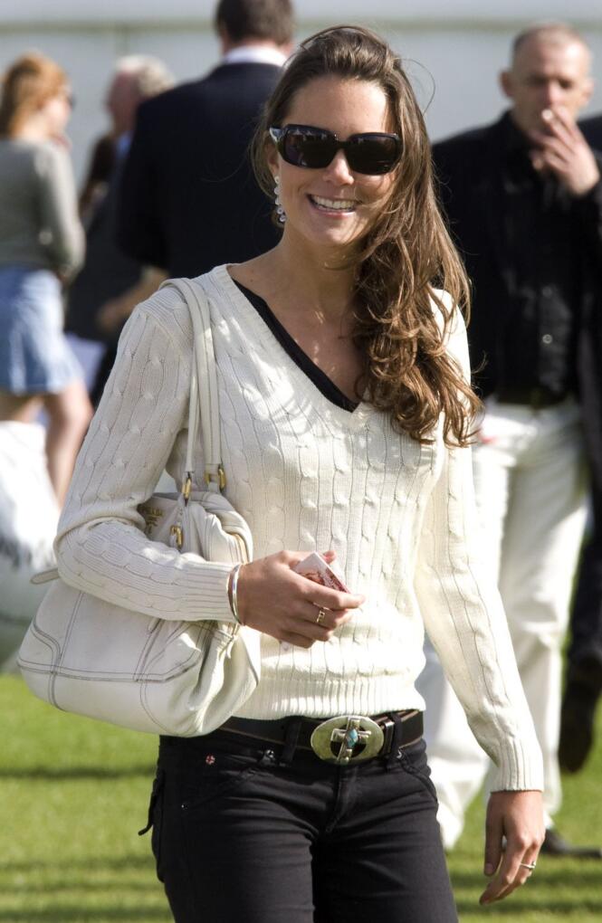 20 Handbags Kate Middleton Owned Before She Became a Royal - Dress