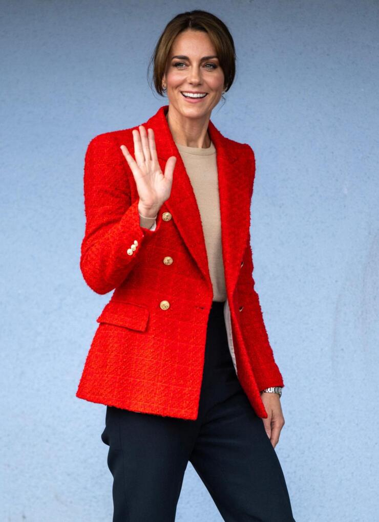 Kate Middleton's Zara Inverted Lapel Long Blazer in Ecru
